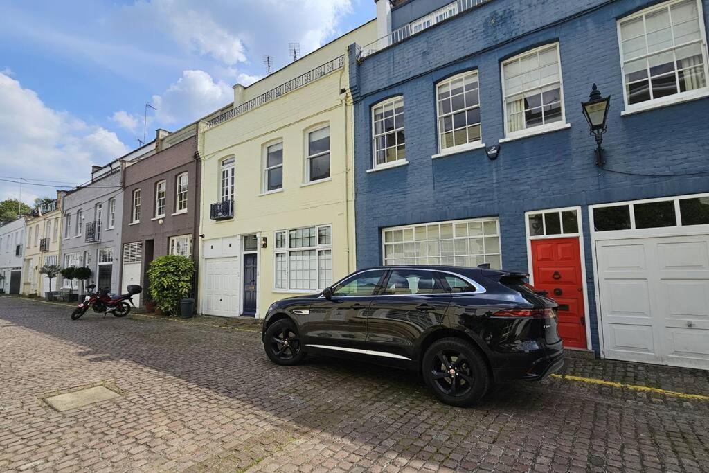 Prime Location Prince's Gate Mews 4bd 3 Bath Londen